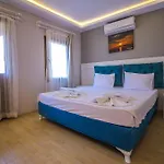 מלון Bella Garden 4*