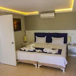 Bella Garden מלון בודרום