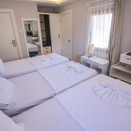 Hotell Bella Garden 4*