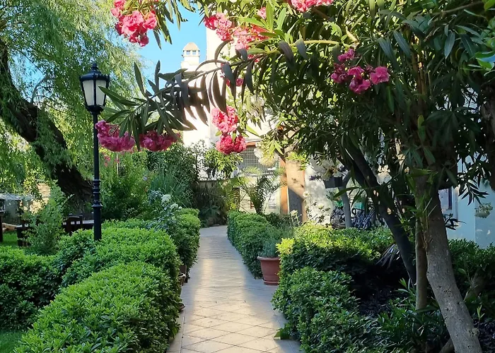 Hotel Bella Garden 4*